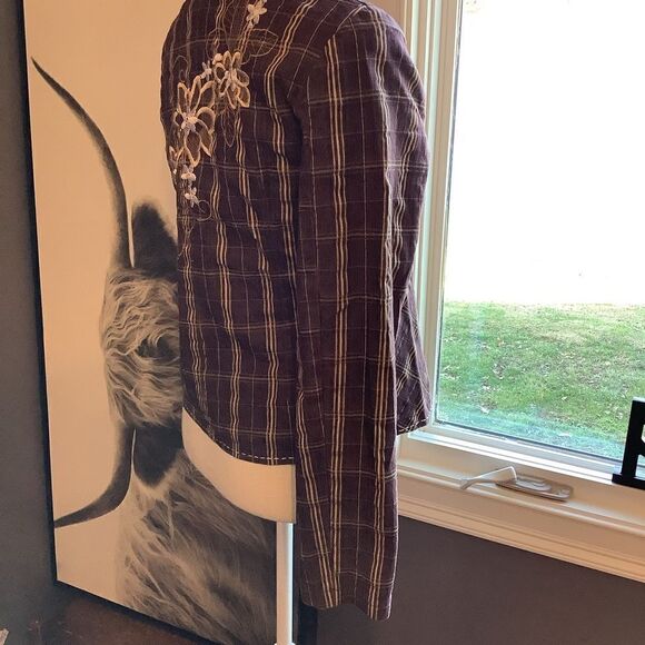 Plaid Embroidered Jacket 🧥 - Picture 4 of 7